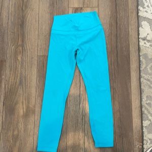 Beautiful teal leggings from Lululemon